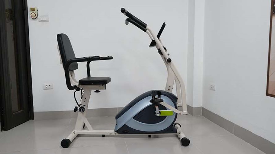 (Mẫu mới 2025) Xe đạp tập liên hoàn tay chân phục hồi chức năng BC81013, xe đạp vận động tại nhà với 14 cấp độ, đệm ngồi êm ái, chắc chắn. Xe đạp tập phục hồi sau tai biến tại nhà.