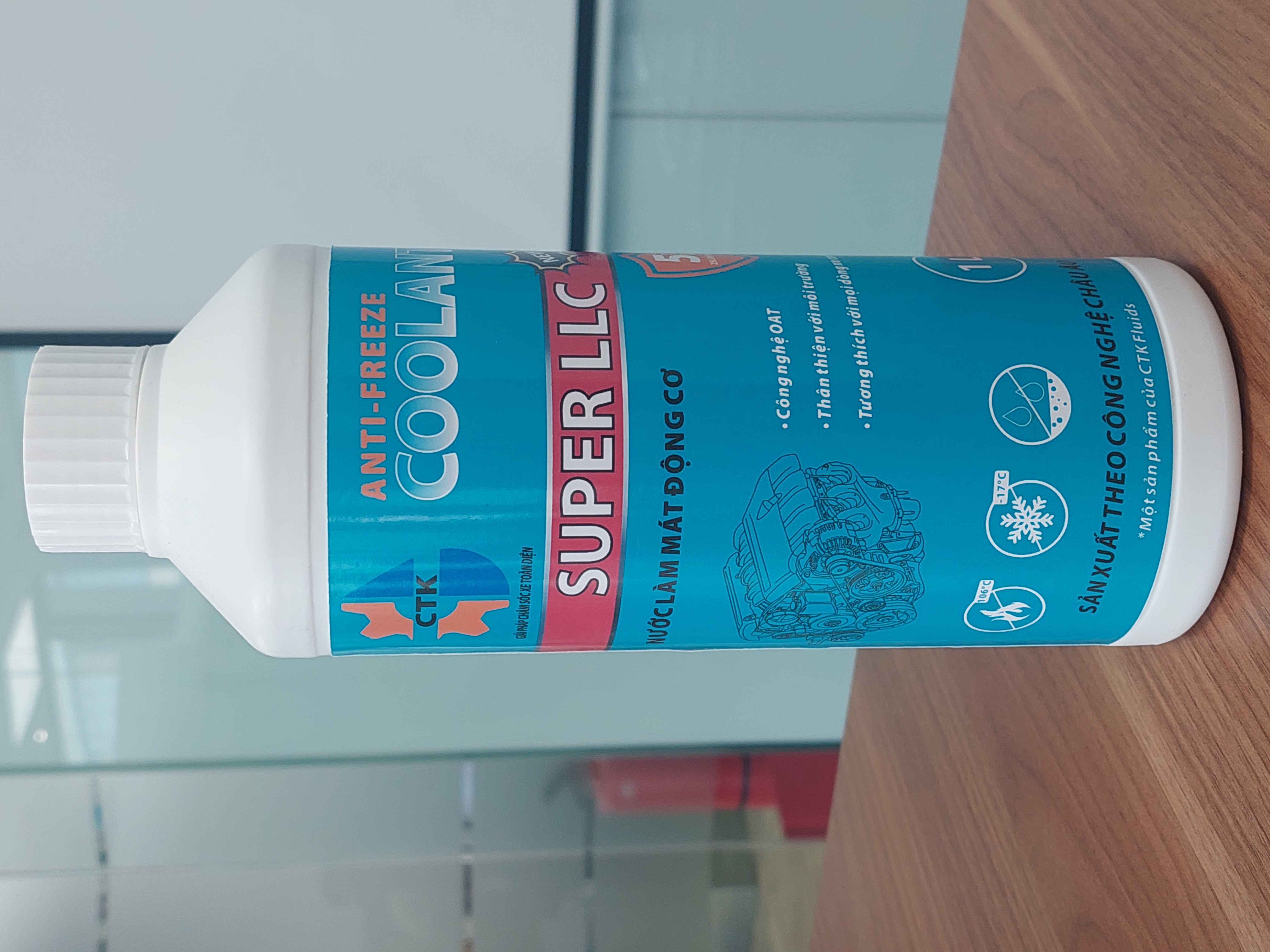 Nước Làm Mát Động Cơ Ô Tô Màu Đỏ CTK Super LLC Coolant Chính Hãng, Dung Tích 1 Lít hoặc 4 Lít, Khuyến Nghị Dùng Cho Cả Xe Điện, Bảo Vệ Động Cơ Lâu Dài