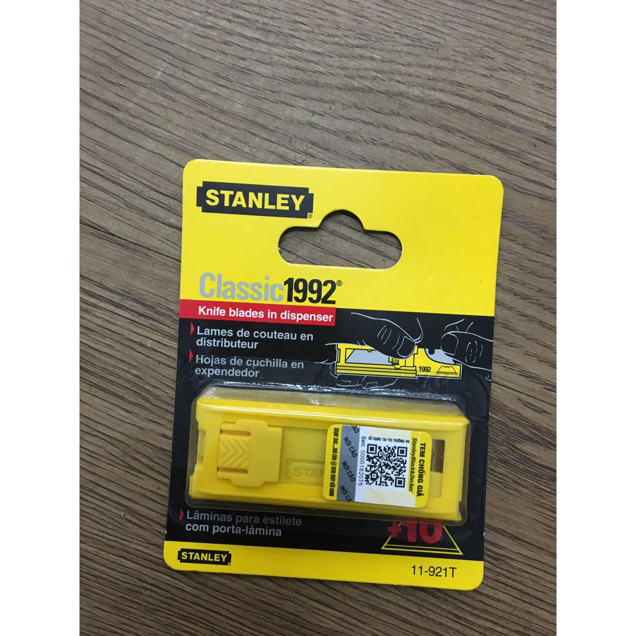 Lưỡi dao rọc Stanley 11-921T