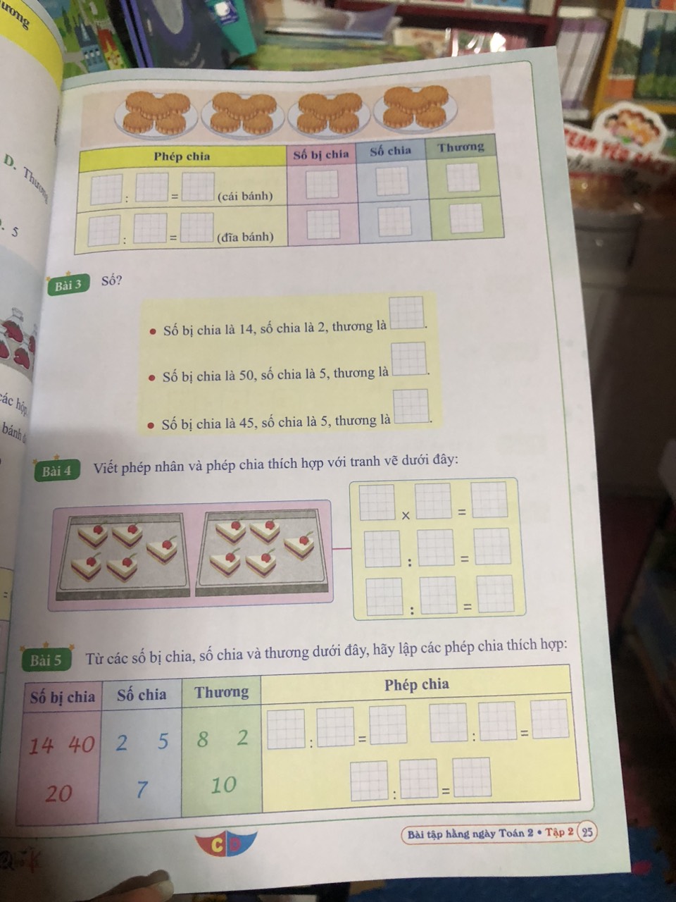 Sách - Combo Bài Tập Hằng Ngày - Toán và Tiếng Việt Lớp 2 - cánh diều - Tập 1, 2 (2 cuốn)