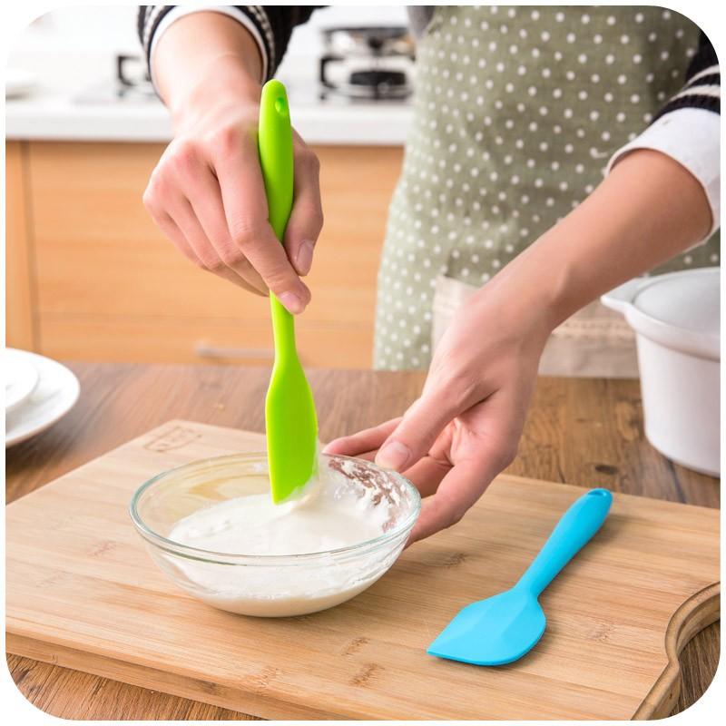 Phới trộn bột spatula silicon chịu nhiệt, đúc liền dùng để đánh bột, vét, vét kem 21cm-28cm