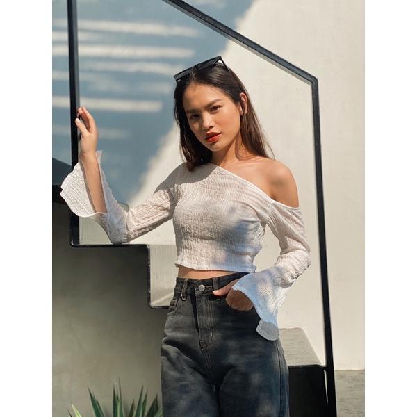 Áo croptop nữ lệch vai