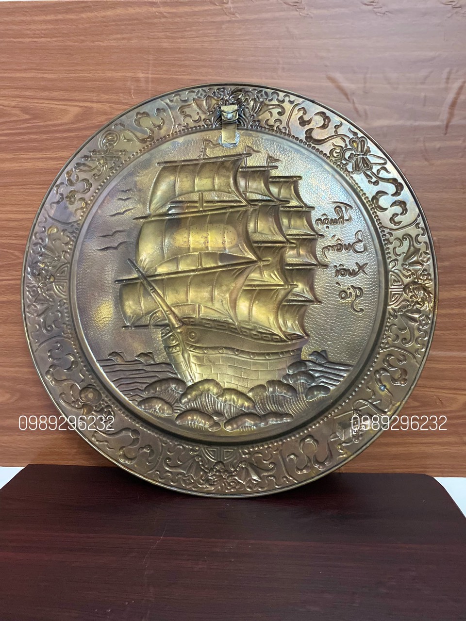 Mâm treo tường Thuận Buồm Xuôi Gió bằng đồng thau - M 002