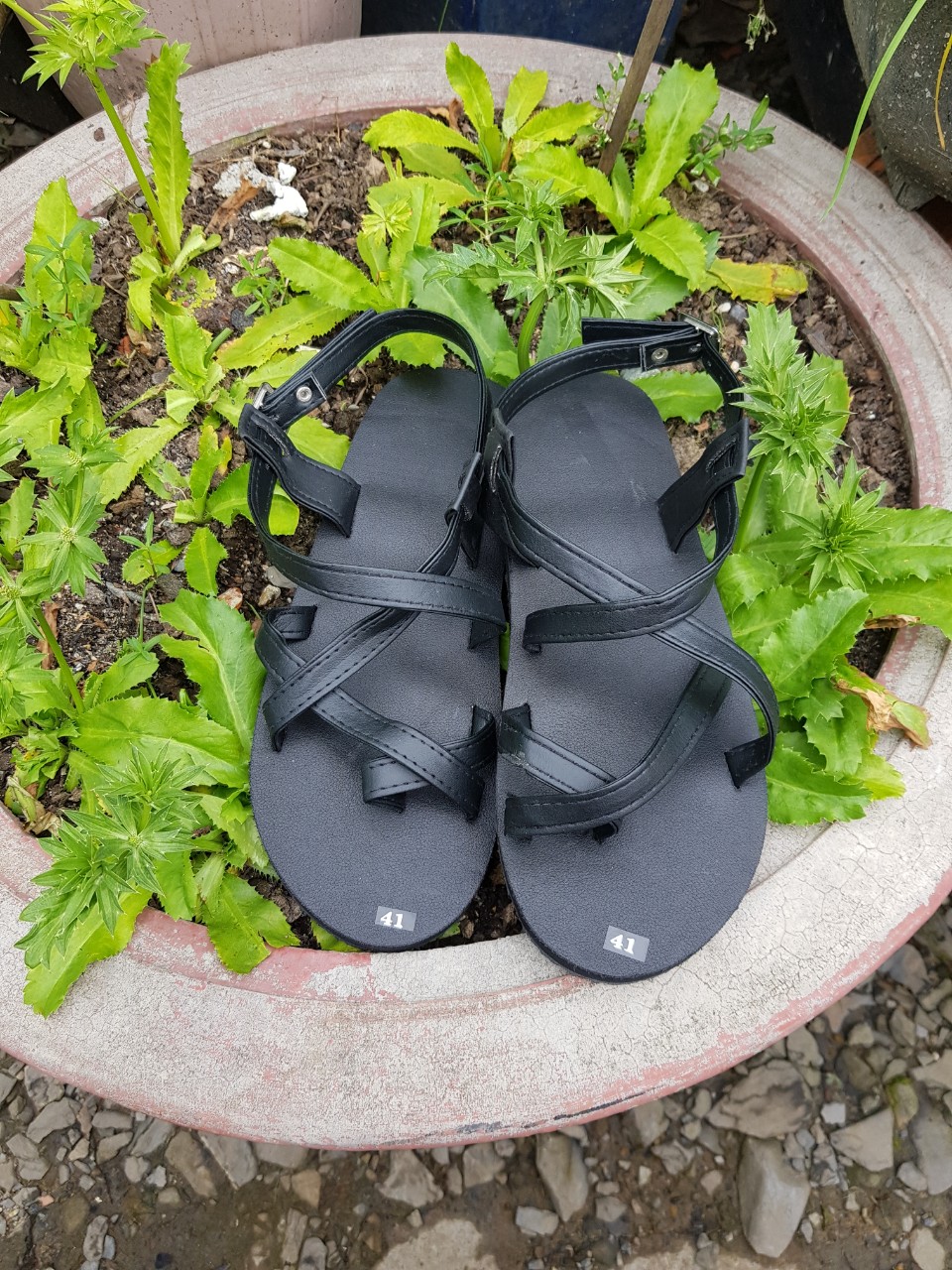 sandal đồng nai sandal nữ ( đế đen quai hậu đen ) size từ 34 nữ đến 41 nữ