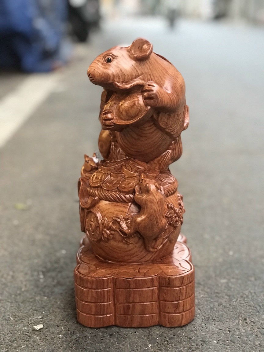 Tượng con chuột phong thủy hút tài lộc gỗ hương đá kt cao 30cm