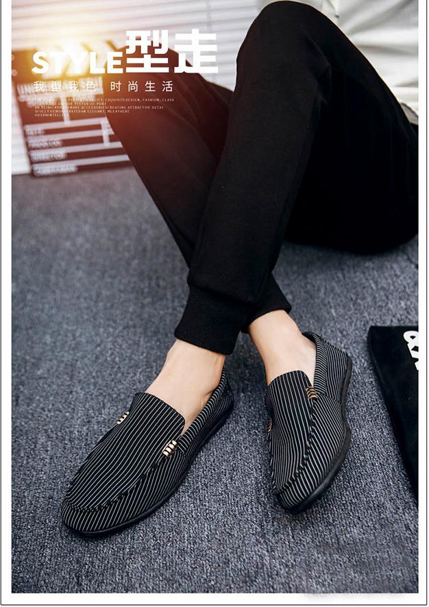 Giày Lười Nam Phong Cách Hàn Quốc Tazano - Màu Đen sọc trắng SV15