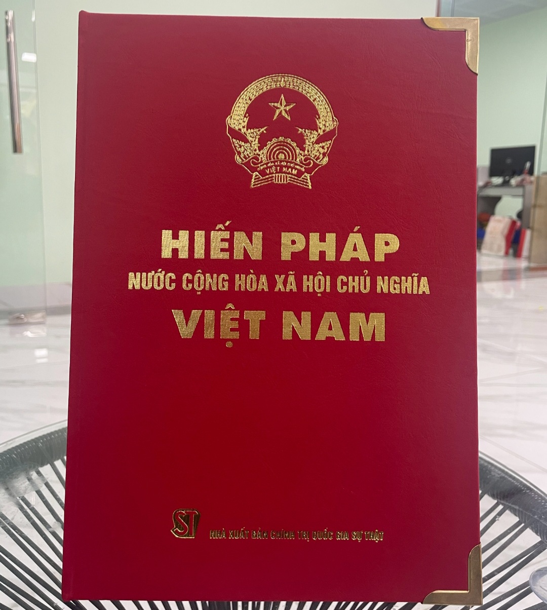 Quà tặng - Hiến pháp - Độc quyền