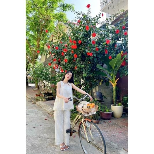 Set bộ áo quần lá suông khoét cổ