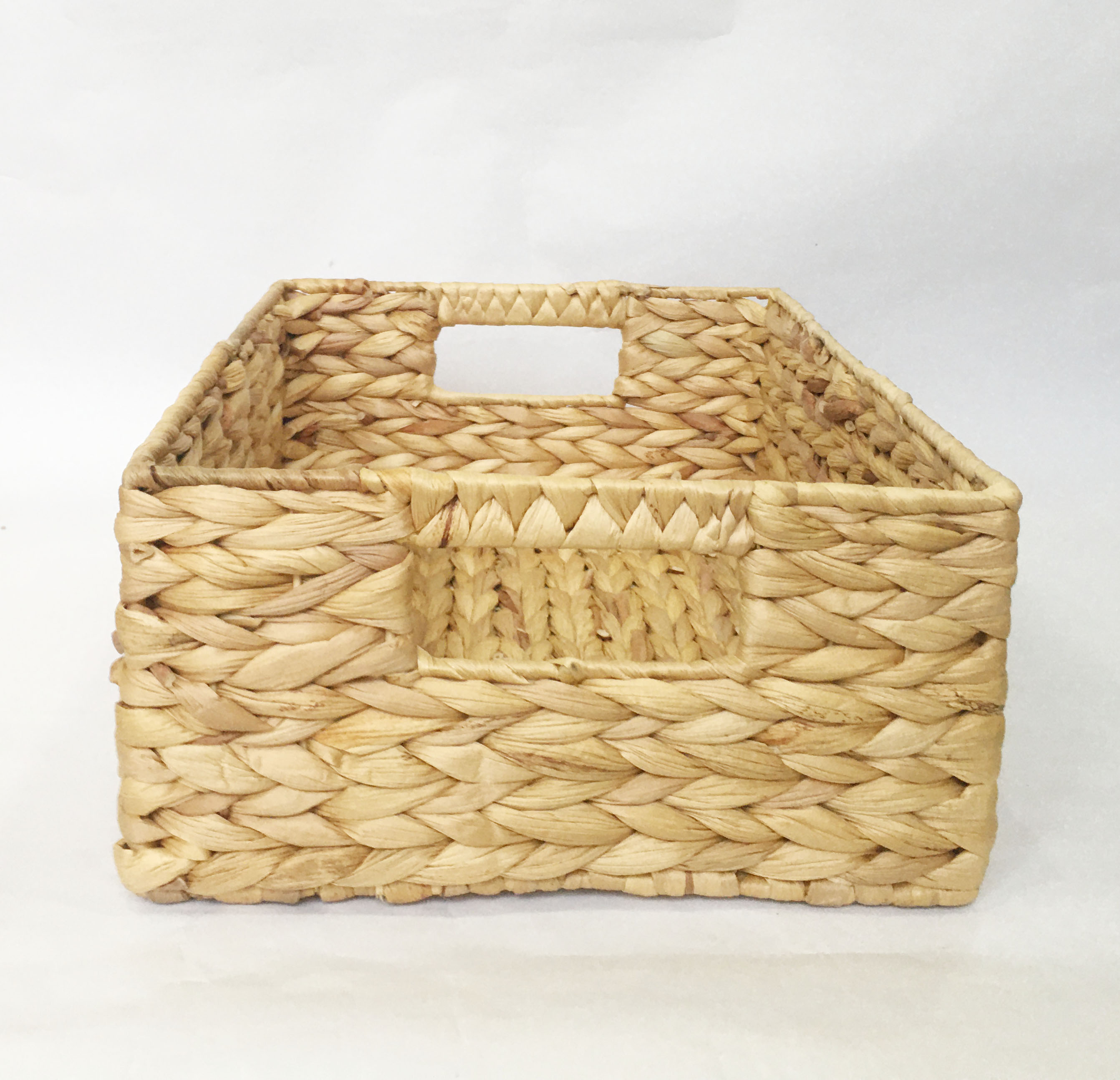 Sọt Giỏ Lục Bình chữ nhật đa năng - giỏ bèo tây khung sắt có tay cầm handmade vintage KT D36xR27xC14cm