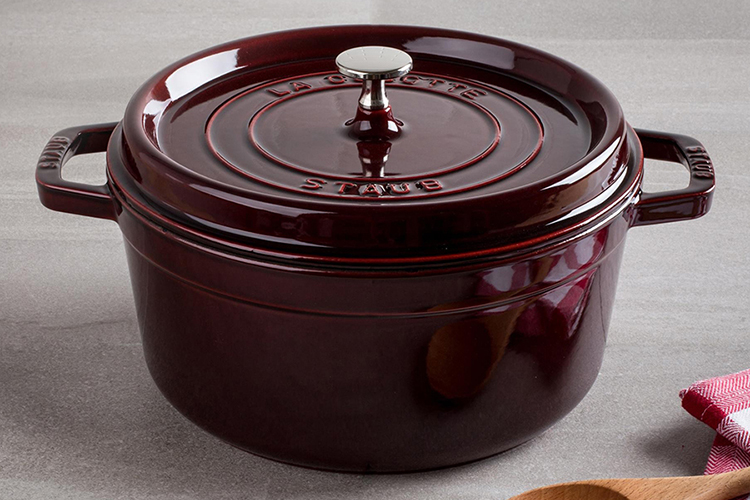 Nồi Tròn Staub 20cm – Màu Đỏ Lựu