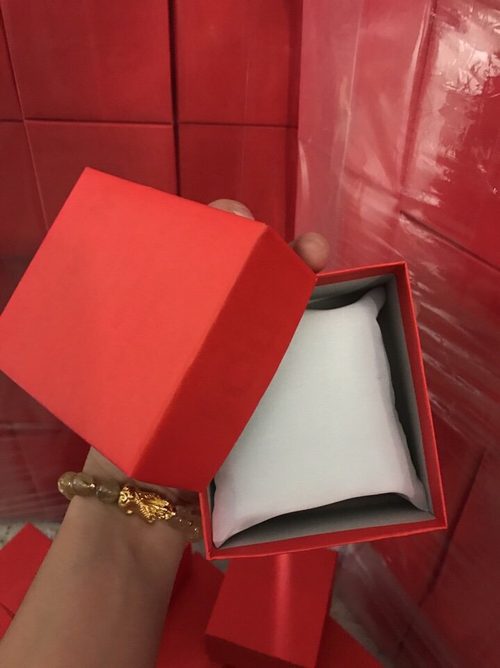 Hộp giấy đựng đồng hồ