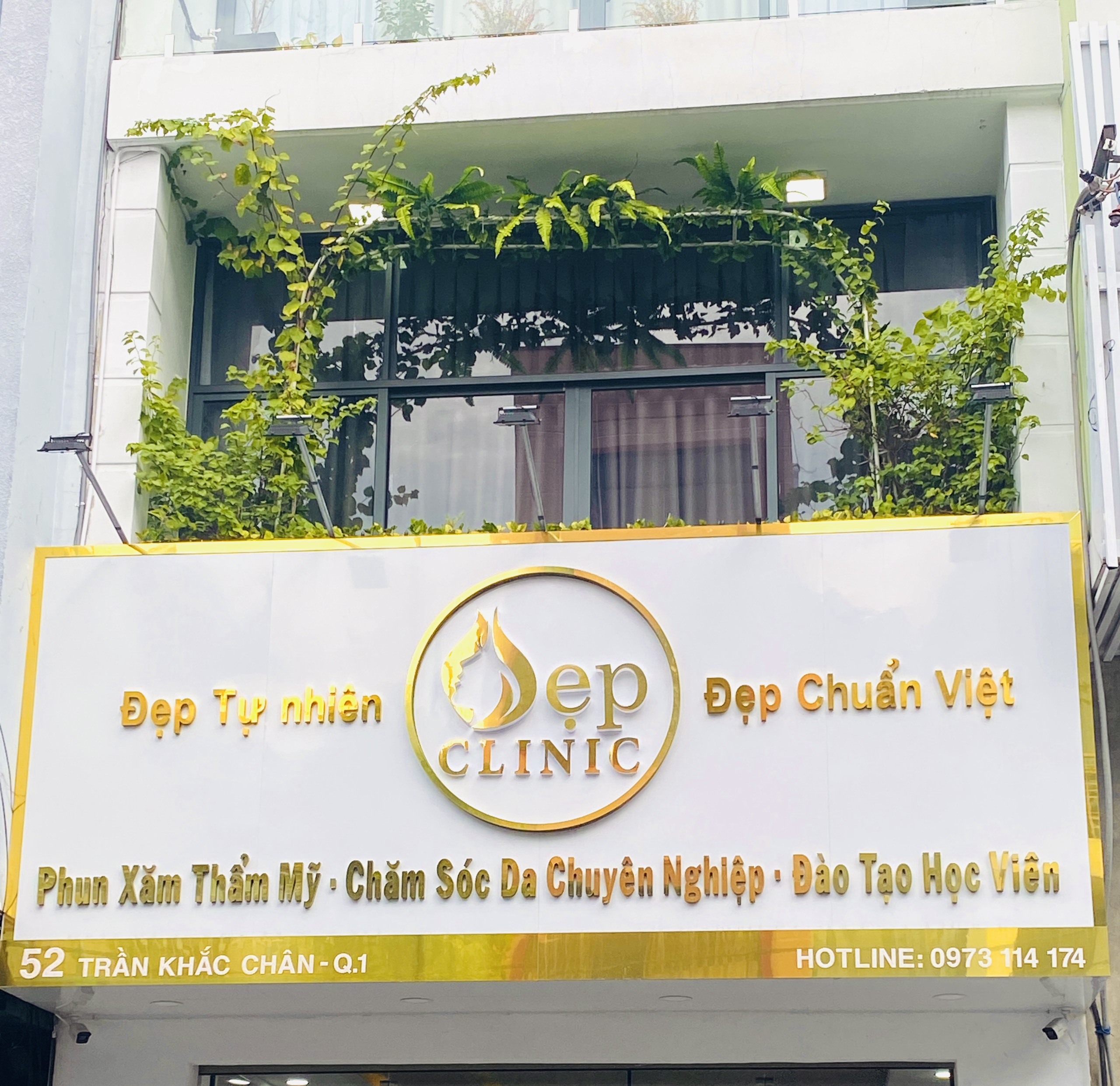 VOUCHER LẤY NHÂN MỤN CHUẨN Y KHOA 90 PHÚT