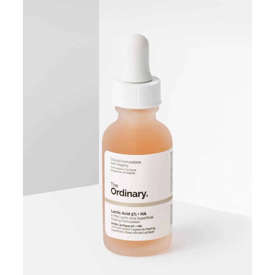 Serum tẩy da chết hóa học The Ordinary Lactic Acid 5%+ HA(Tặng hộp phấn mắt lameila màu ngẫu nhiên)