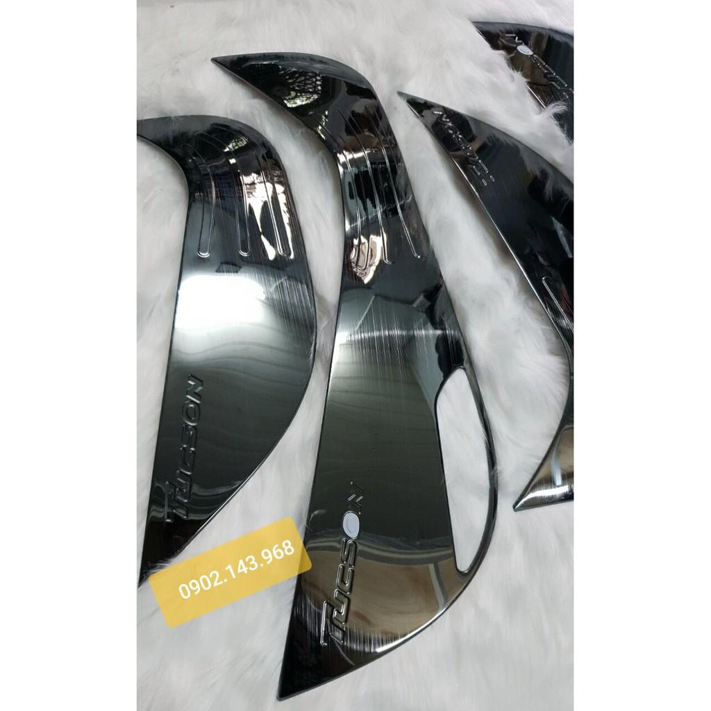 Ốp Tapli Cửa Dành Cho Xe Tucson 2016 đến 2020 Mẫu Titan