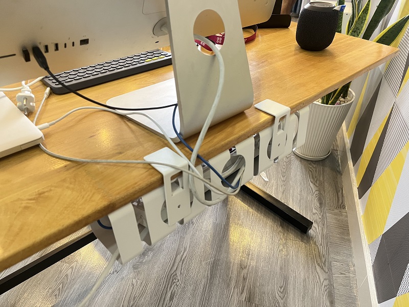 Giá Đỡ Ổ Cắm Điện Dưới Gầm Bàn; Giá Treo Ổ Cắm Điện Setup Bàn Làm Việc Không Cần Khoan Vít Nhiều Màu