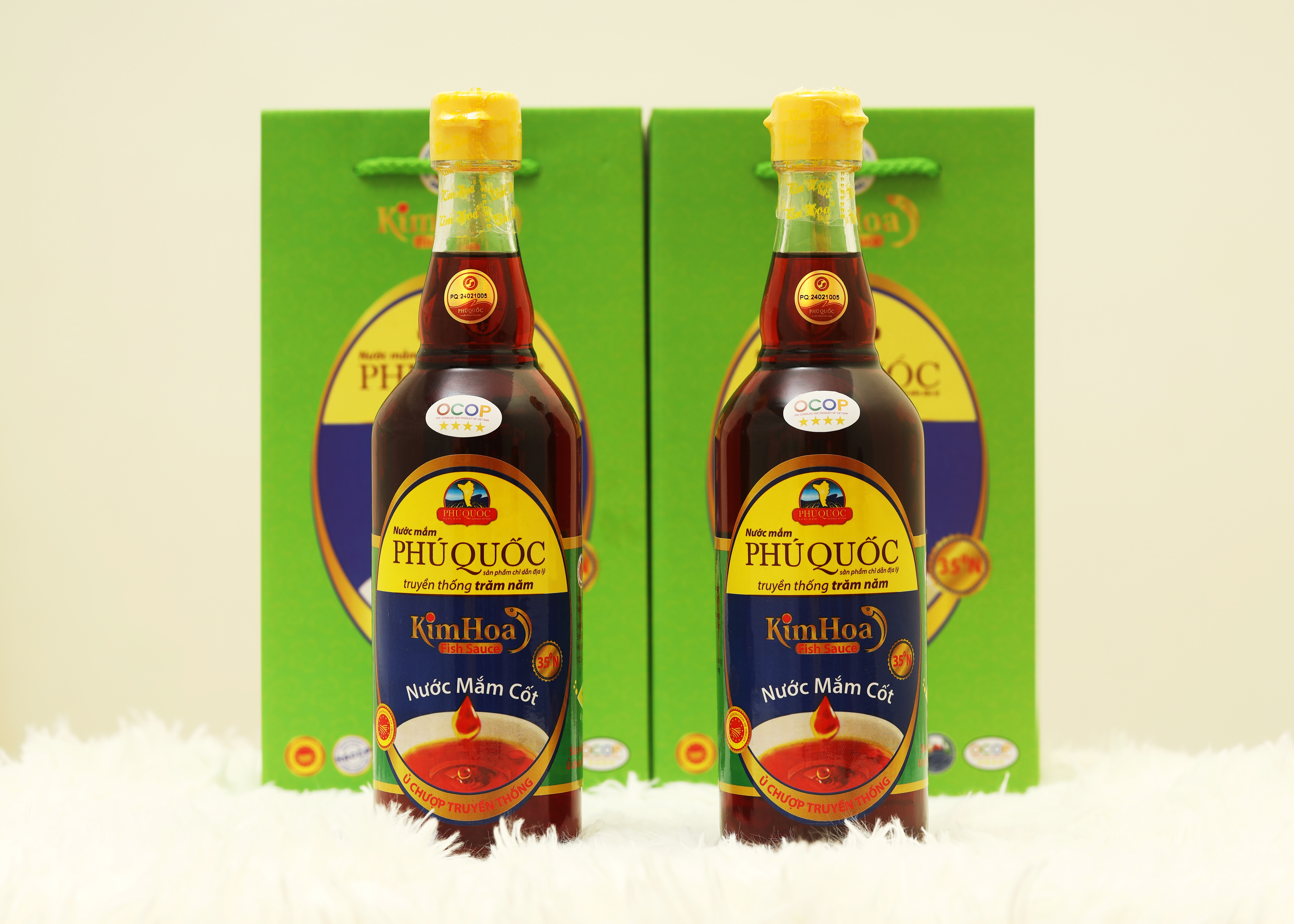 Nước Mắm Cốt Kim Hoa Phú Quốc 35 độ đạm Hộp 2 chai 520ml