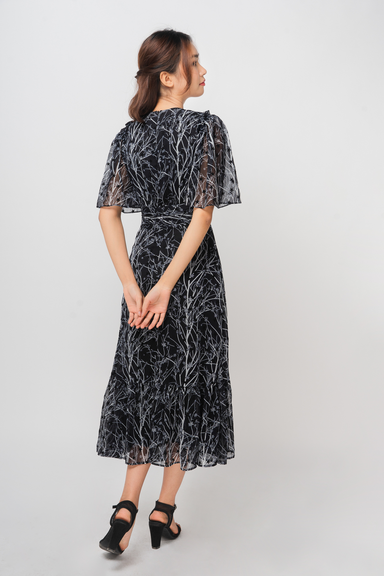 ĐẦM ĐI TIỆC MIDI, TAY CÁNH TIÊN