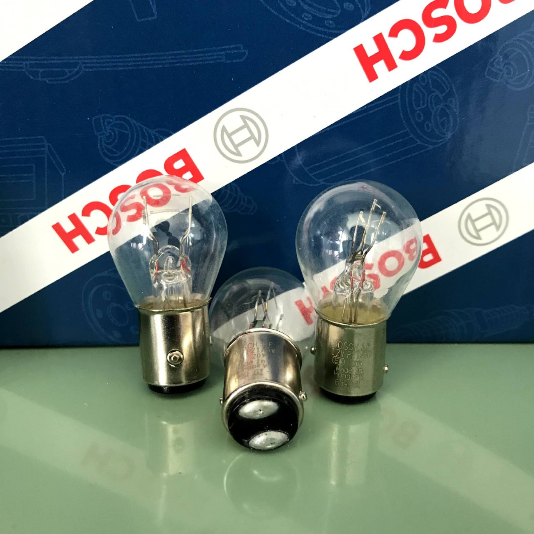 Bóng Đèn Bosch P21/5W 12V 21/5W 2 Tim (Hộp 10 Bóng)