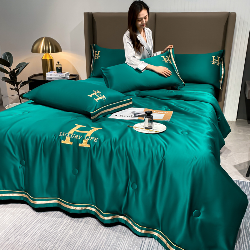 Bộ Chăn Ga Gối Đệm 5 Món Mùa Hè Phi Lụa Tencel Cao Cấp Sang Trọng Mềm Mại