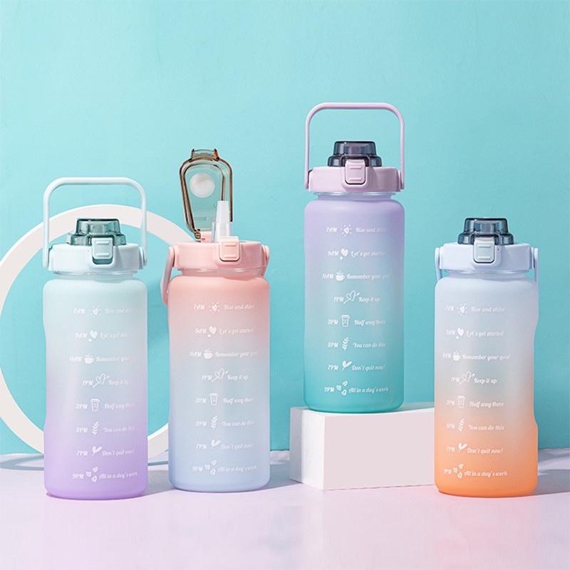 Bình đựng nước 2L có vạch báo tiện dụng
