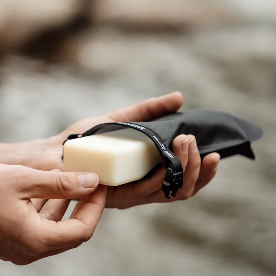 Túi đựng bánh xà phòng Matador FlatPak Soap Bar Case, Công nghệ Dry-Through™ chống nước và mài mòn, nhẹ và nhỏ gọn_ Hàng chính hãng
