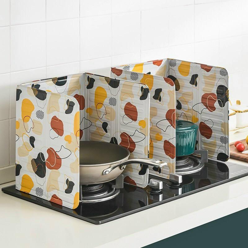 Tấm Chăn Dầu Mỡ Và Gió Cho Bếp Gas Có Họa Tiết