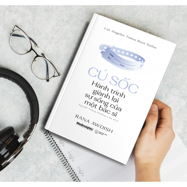 Sách Cú Sốc - Hành Trình Giành Lại Sự Sống Của Một Bác Sĩ