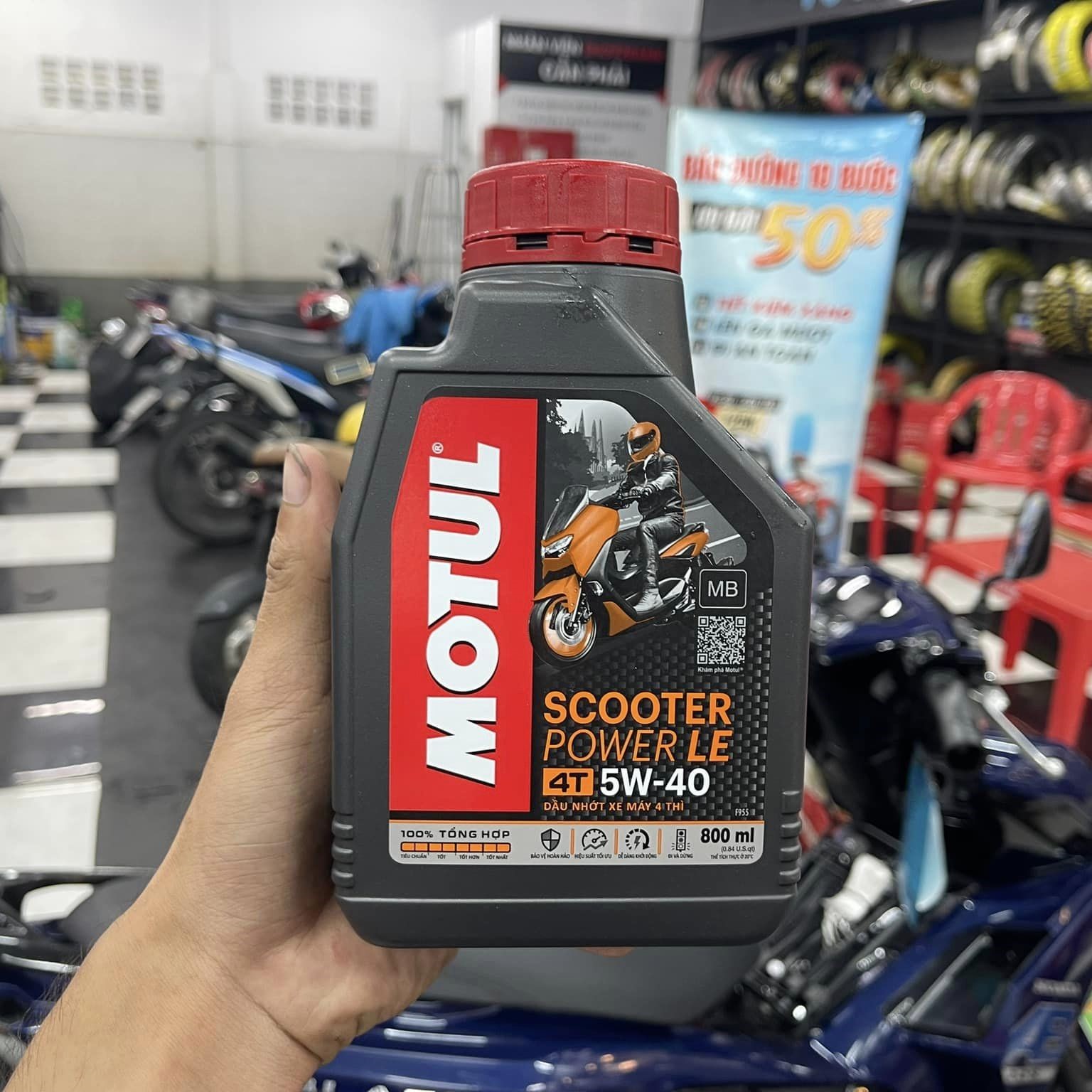 Nhớt Cho Xe Ga  Motul Scooter 5W40