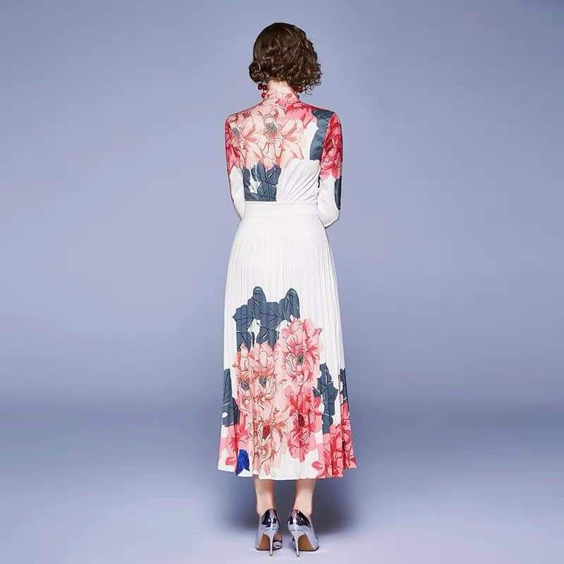 HÀNG NHẬP - ĐẦM XÒE LỤA HOA ĐỎ CỔ THẮT NƠ CHÂN VÁY DẬP LY