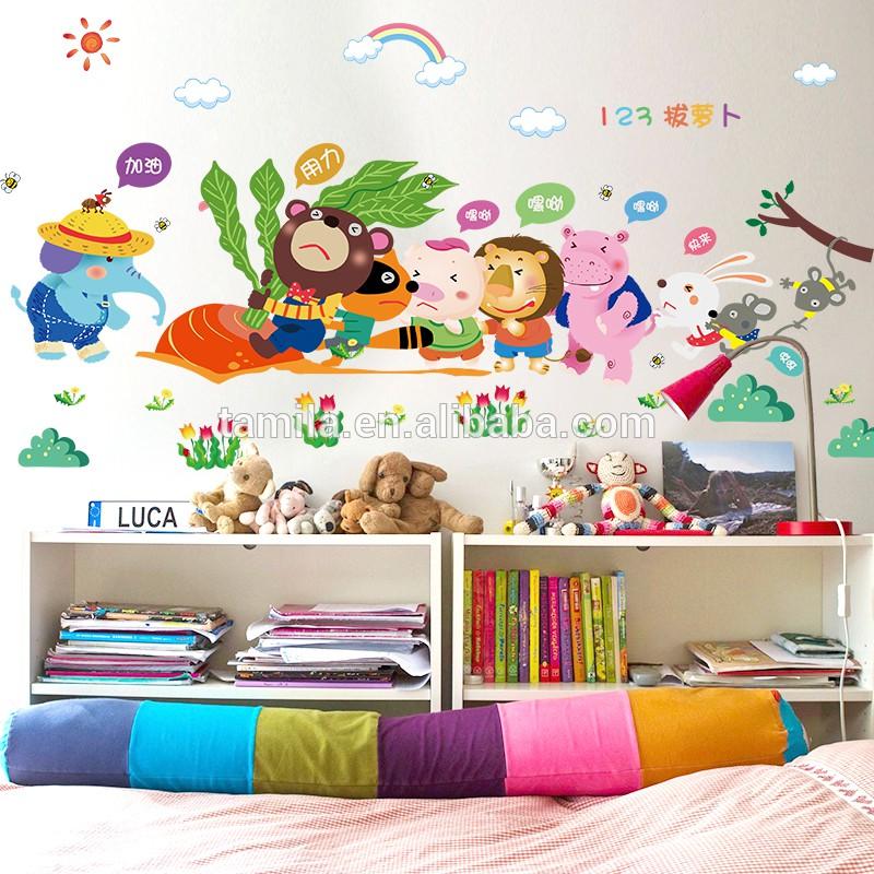 Decal dán tường cuộc chiến nhổ củ cà rốt
