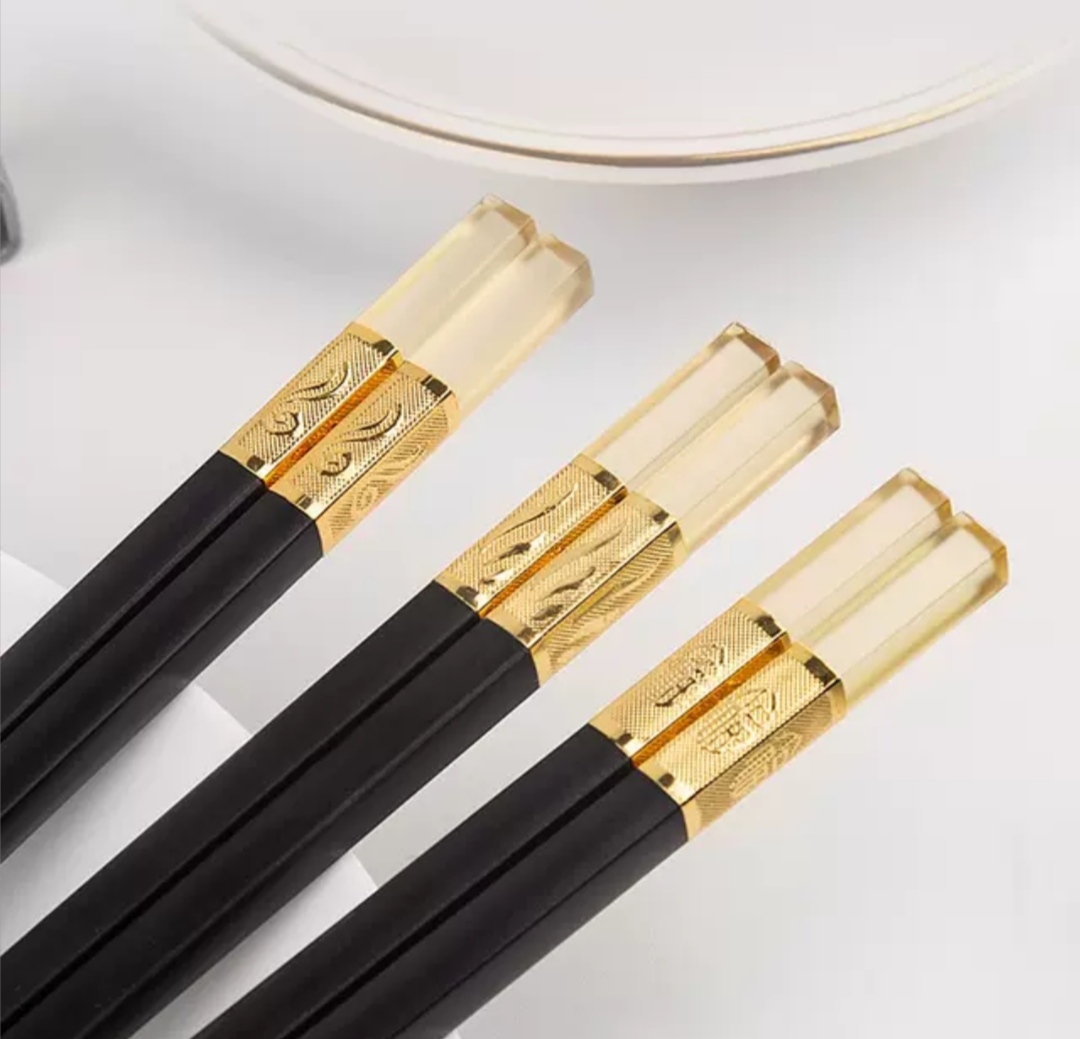 Combo 10 Đôi Đũa Chất Liệu Sợi Thủy Tinh Mạ Vàng Hổ Phách Cao Cấp