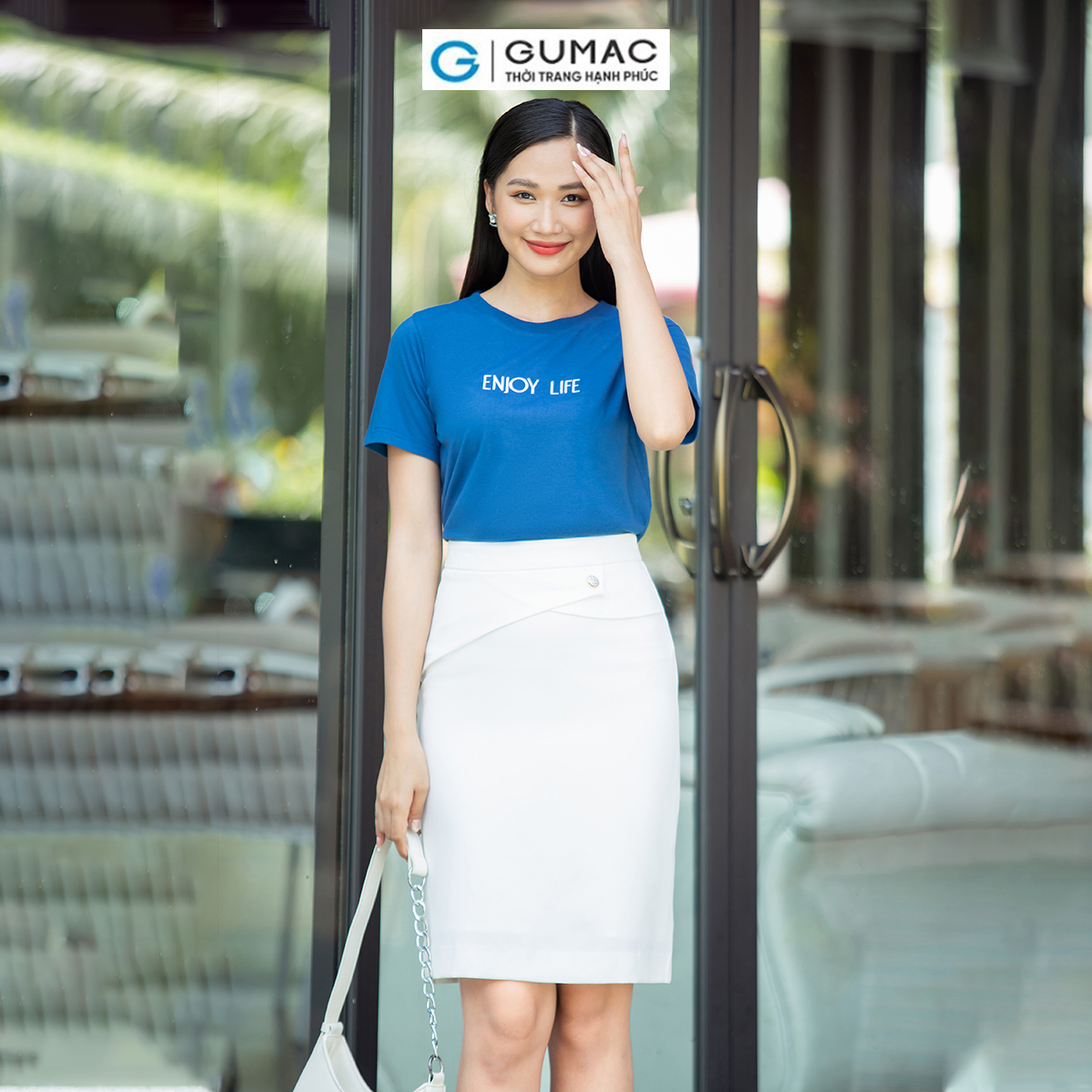 Áo thun nữ cotton tay ngắn cổ tròn thêu chữ trẻ trung năng động thời trang GUMAC ATD07061
