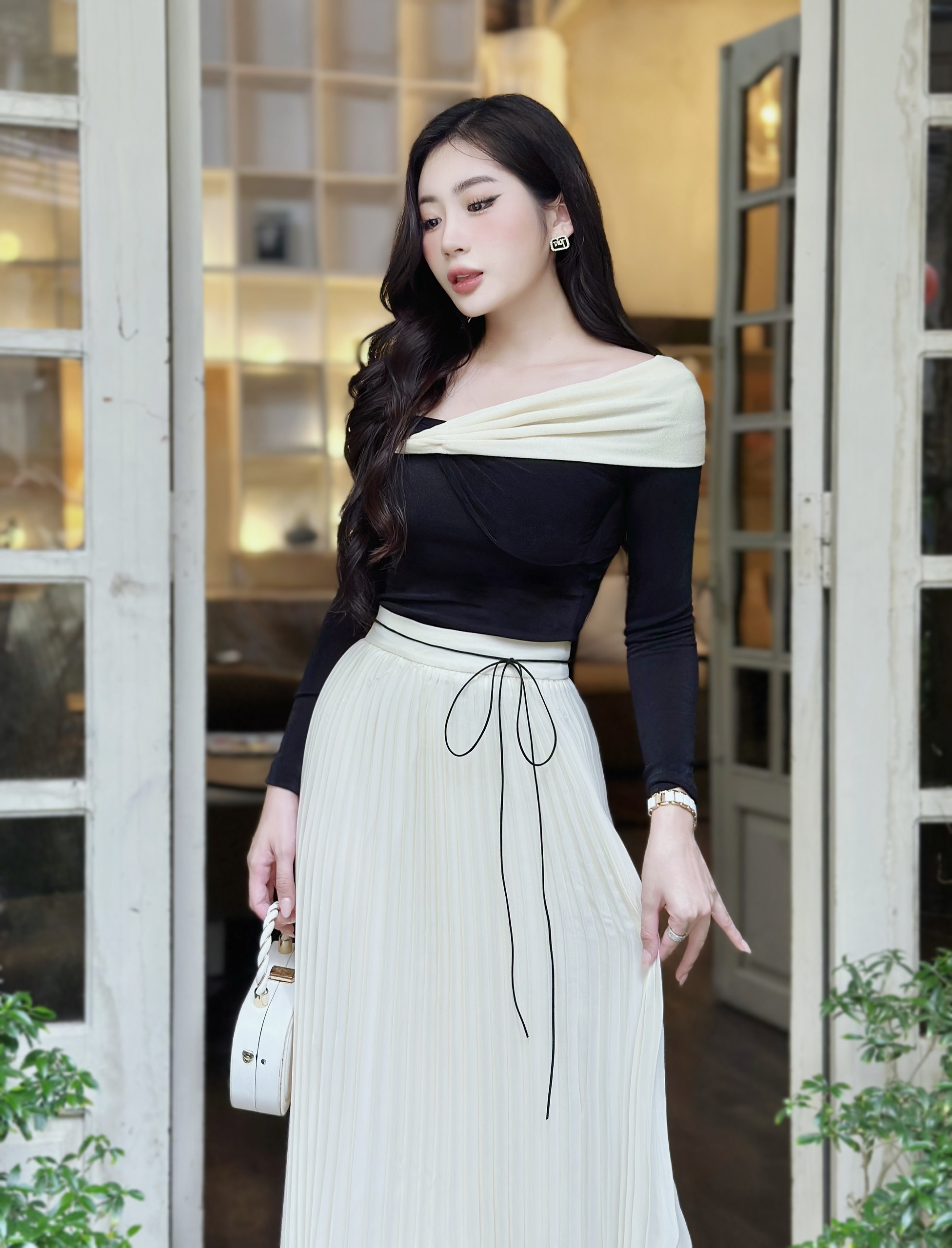 Set Đầm Thiết Kế MAY I48 Màu Trắng Kem Phối Đen - Set Váy Thiết Kế Thanh Lịch Chuẩn MAY