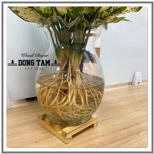 Chân đế decord gỗ thông có sơn trong