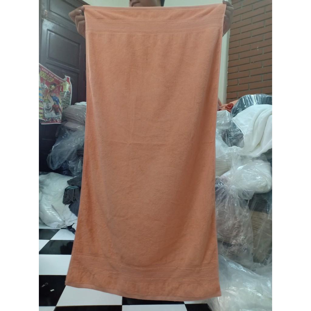 Khăn tắm xuất nhật dí 2 đầu cực sang kích thước 70x140 cm