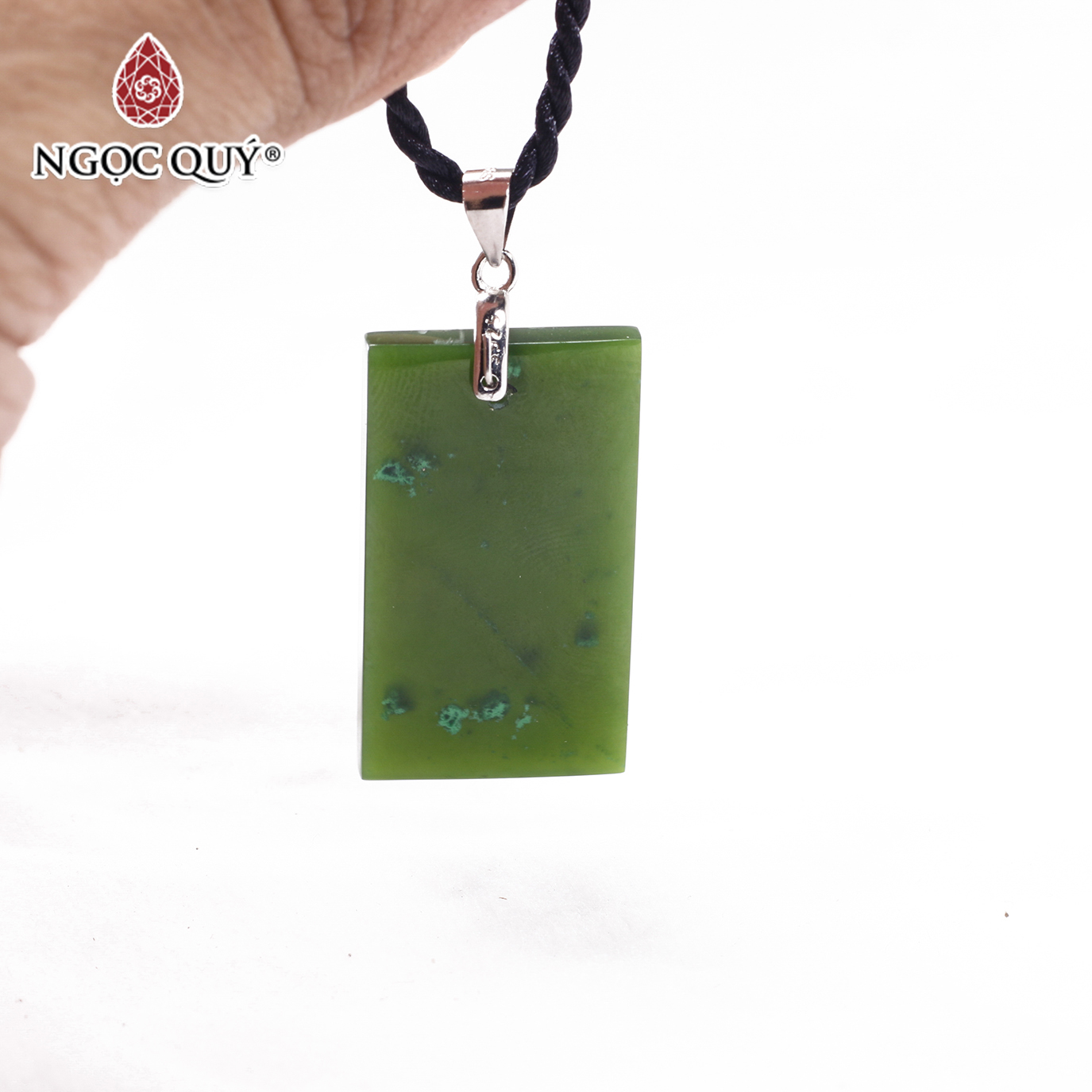 Mặt dây chuyền ngọc bích mệnh hỏa, mộc - Ngọc Quý Gemstones