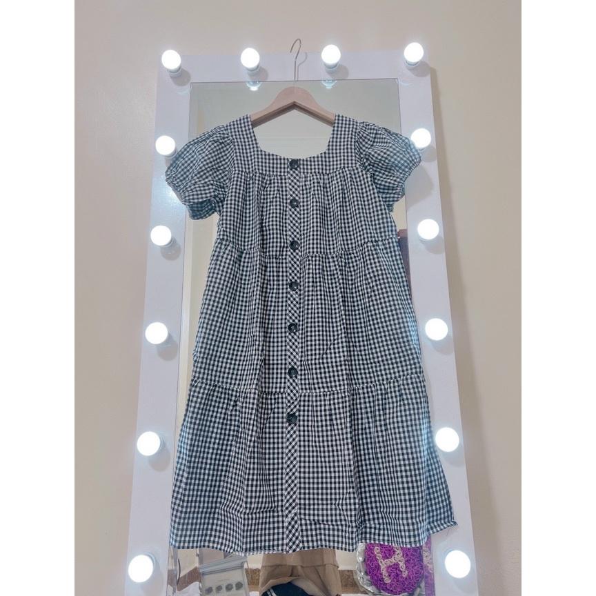 Váy bầu kẻ sọc caro- Đầm cổ vuông tay cộc chất thô đẹp sang chảnh