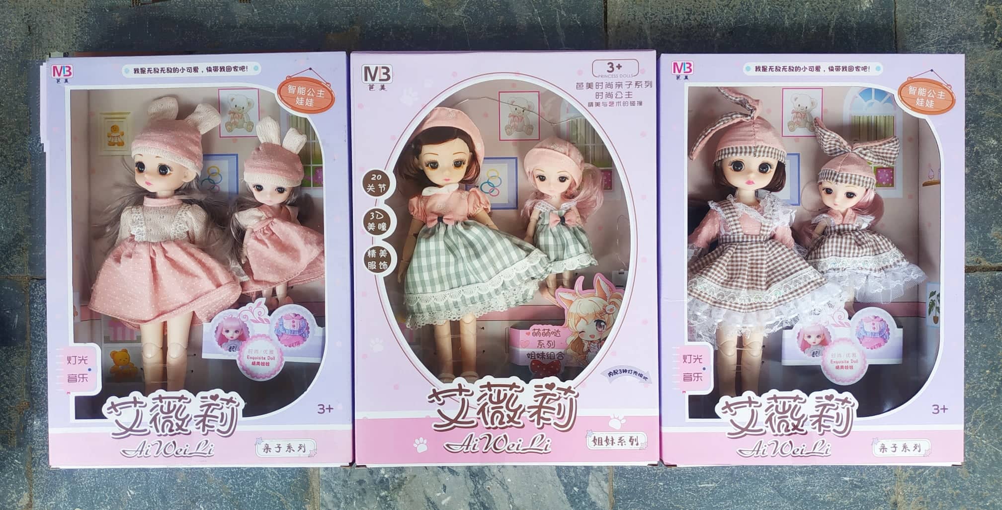Combo 2 búp bê chị và em tóc dài mắt ngọc xinh đẹp mặc đồng phục đồ đôi, cử động khớp tay chân cao 30 cm và 17cm
