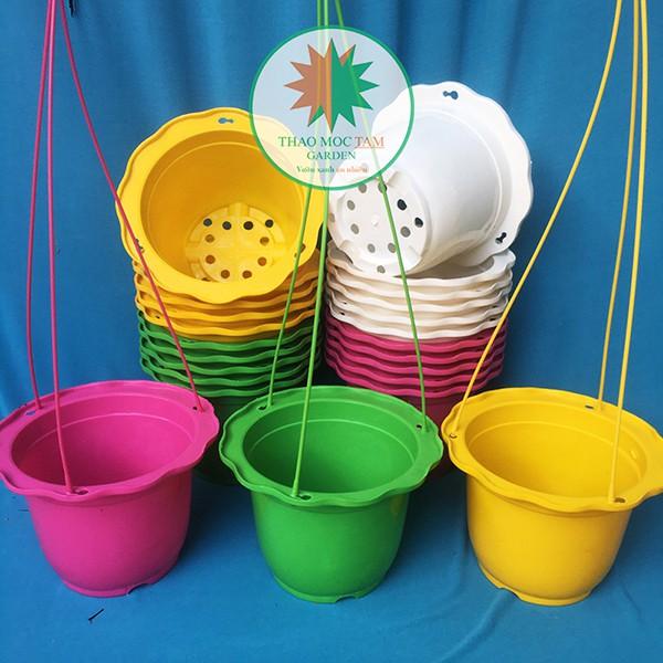 05c Chậu treo 19x13cm viền lượn sóng - Nhựa cứng, dày chắc chắn