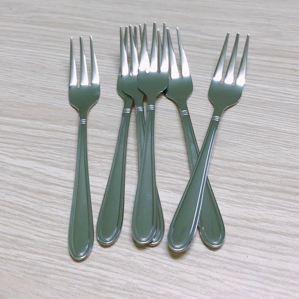 Nĩa Trái Cây cán viền đôi Inox cao cấp SUS430 không gỉ - Hiệu ST dài 13.5cm - Thép không gỉ sáng bóng