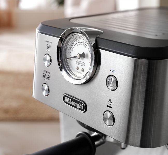 Máy pha cà phê espresso DeLonghi Classic EM450.M - Hàng chính hãng