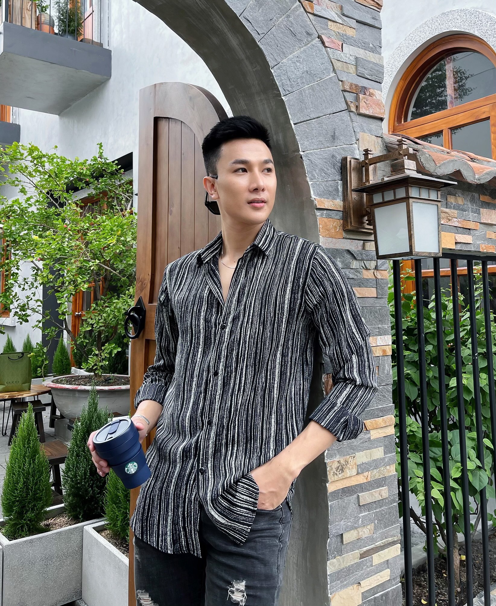 Áo sơ mi lụa form rộng họa tiết S1