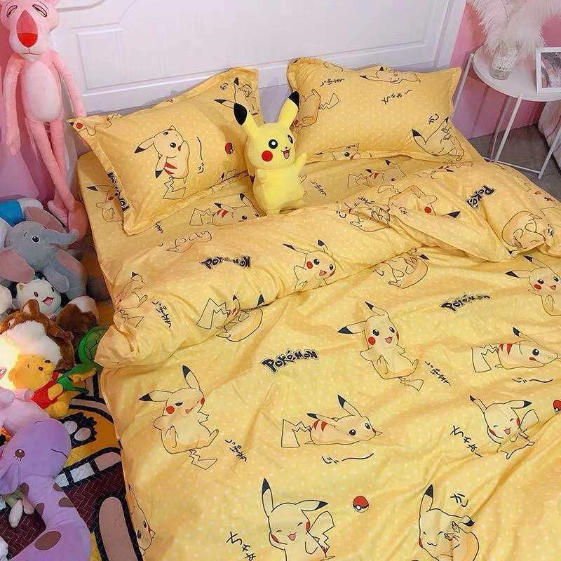 Bộ Drap &amp; Chăn Phao 5 Món Cotton Poly Pikachu