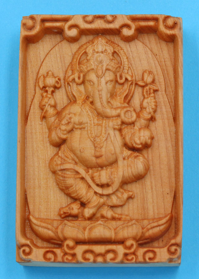 Mặt gỗ hoàng đàn khắc hình thần Ganesha MG99