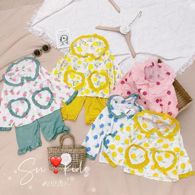 Bộ Pijama Dài Tay Chất Đũi Cúc Dọc Túi Trái Tim Bé Gái