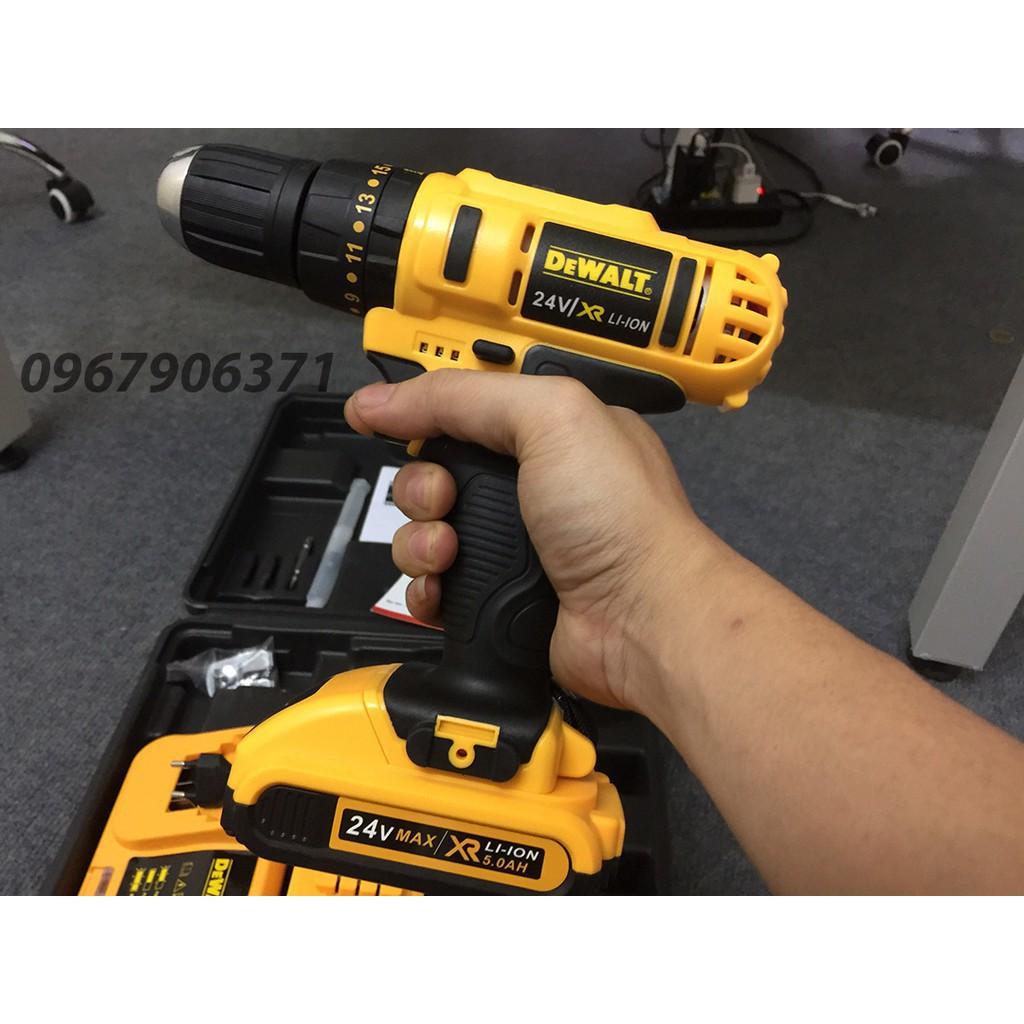 Máy Khoan Pin Dewalt 24V Có Búa Lõi Đồng Loại 2 Pin 5 cell