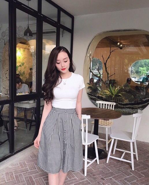 Chân váy kẻ sọc xoè dài. Hàng loại 1