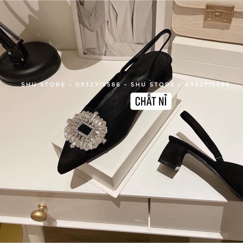 SANDAL THỜI TRANG CAO GÓT MŨI NHỌN GÓT VUÔNG TRANG TRÍ ĐÍNH KHÓA VUÔNG 678 SHU STORE