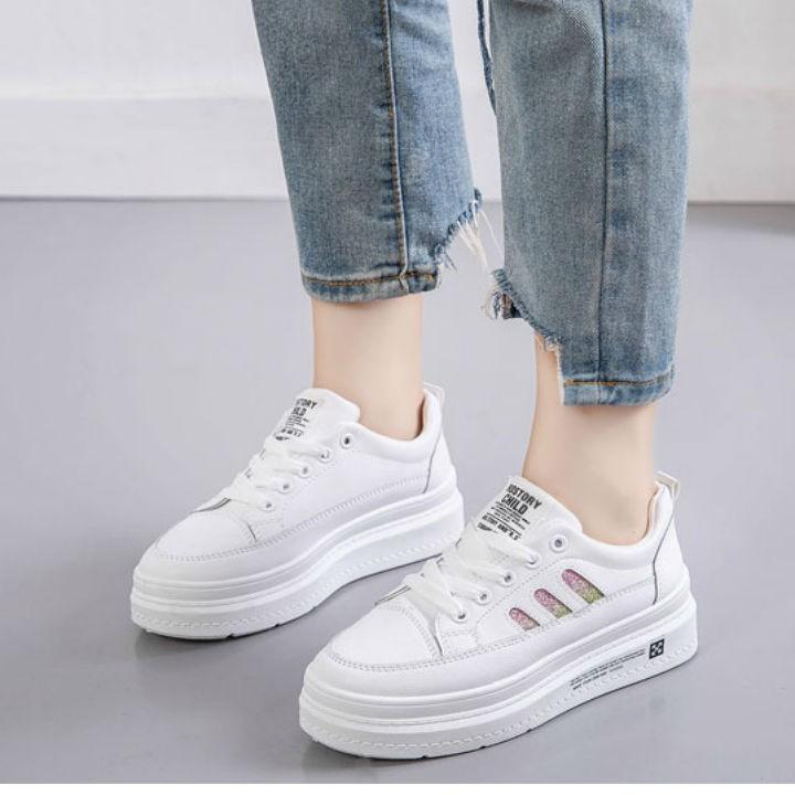 Giày sneaker trắng độn đế phong cách Hàn Quốc siêu xinh