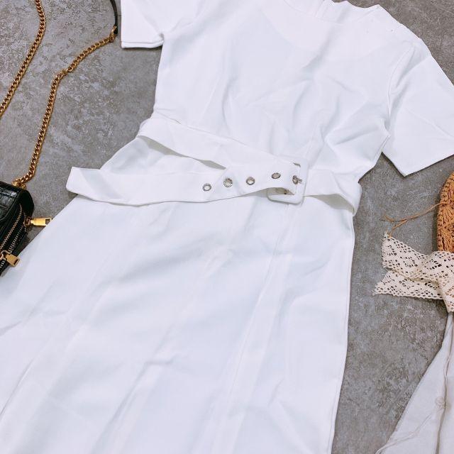 ĐẦM XÒE MIDI TRẮNG KÈM BELT